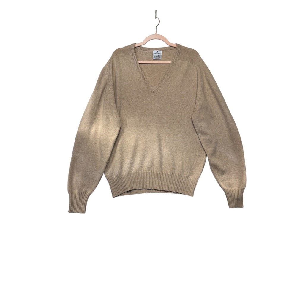 Neiman Marcus Mens 100% Pure Cashmere V-Neck Sweater Tan Made in Scotland Sz 42